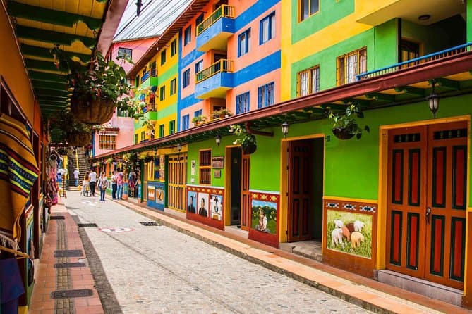 Guatape 2